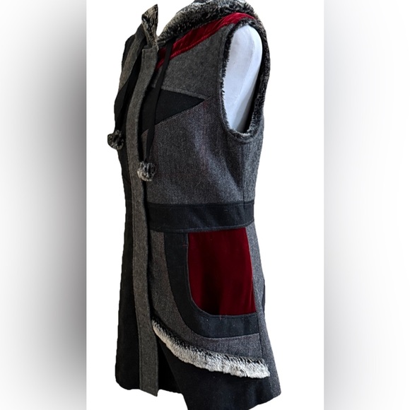 CoVelo Art To Wear Boiled Wool + Fur Mid Length Dark Gray Hoodie Vest Medium - Picture 9 of 12